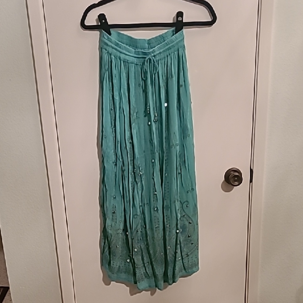 70. Highness Green Pleated Sequin Maxi Skirt Resort Wear